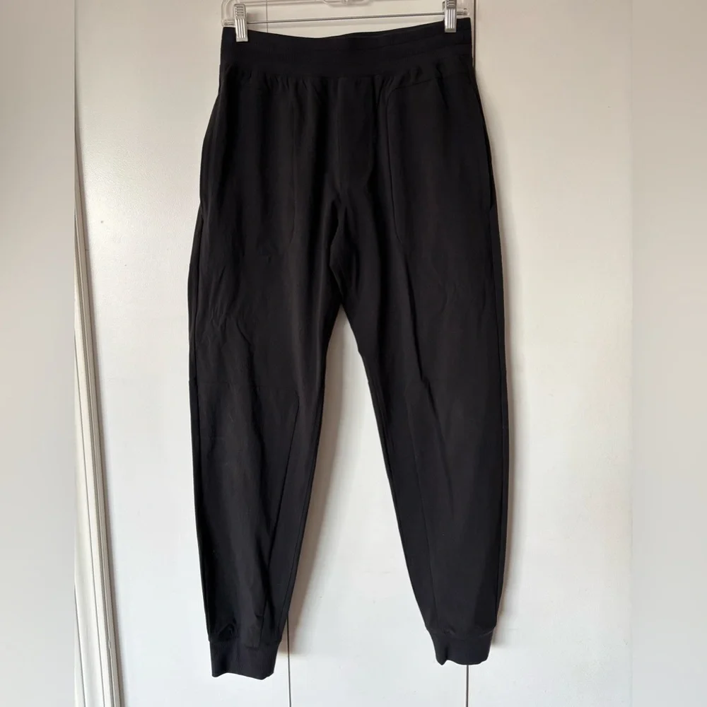 ALO Yoga Co-Op Joggers / Track Pants - Picture 4 of 10